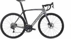 Bianchi Oltre XR3 - Ultegra Di2 2023