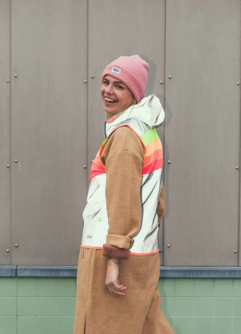 Gilet De Sécurité Vélo à Capuche Darkflow - GoFluo 5 Gilet De Sécurité Vélo à Capuche Darkflow - GoFluo – Image 5