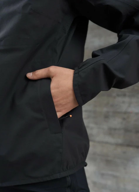 Veste De Pluie Vélo Femme Ultra-légère - POC 3 Veste De Pluie Vélo Femme Ultra-légère - POC – Image 3